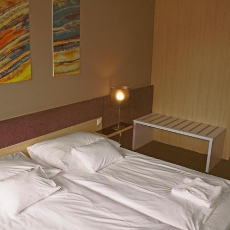 Orion Apartman Sárvár Exteriör bild
