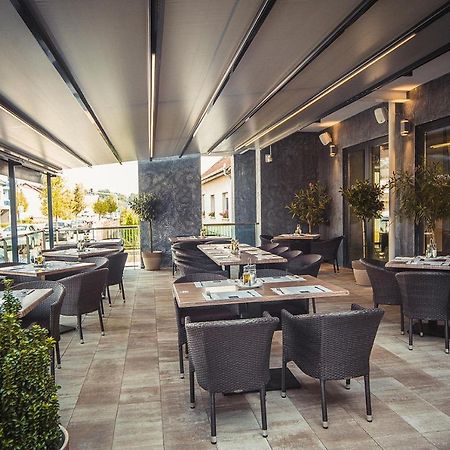 Orion Apartman Sárvár Exteriör bild